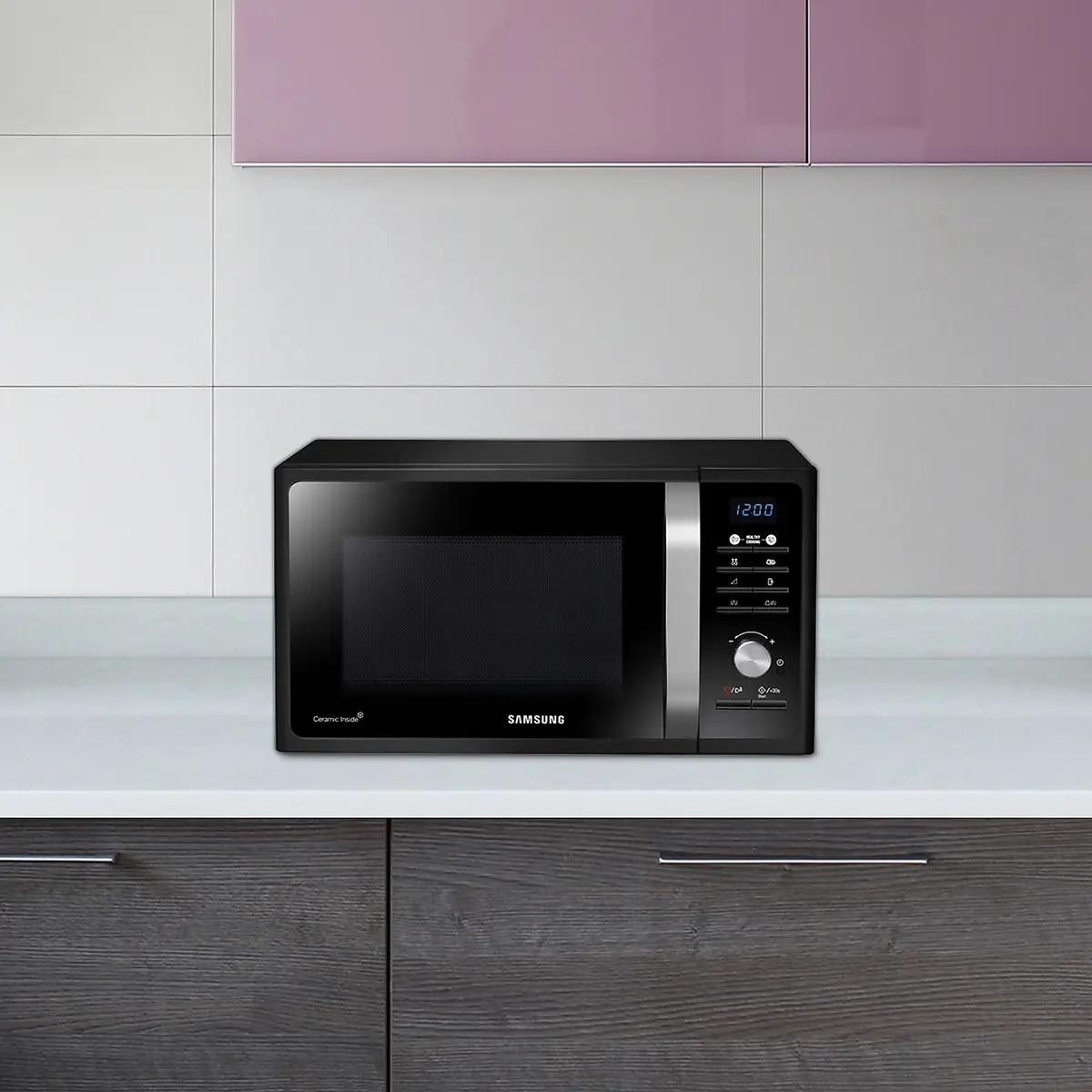 Microondas Grill Samsung De Interior Cerámico Mg23f3k3tak 23L Negro