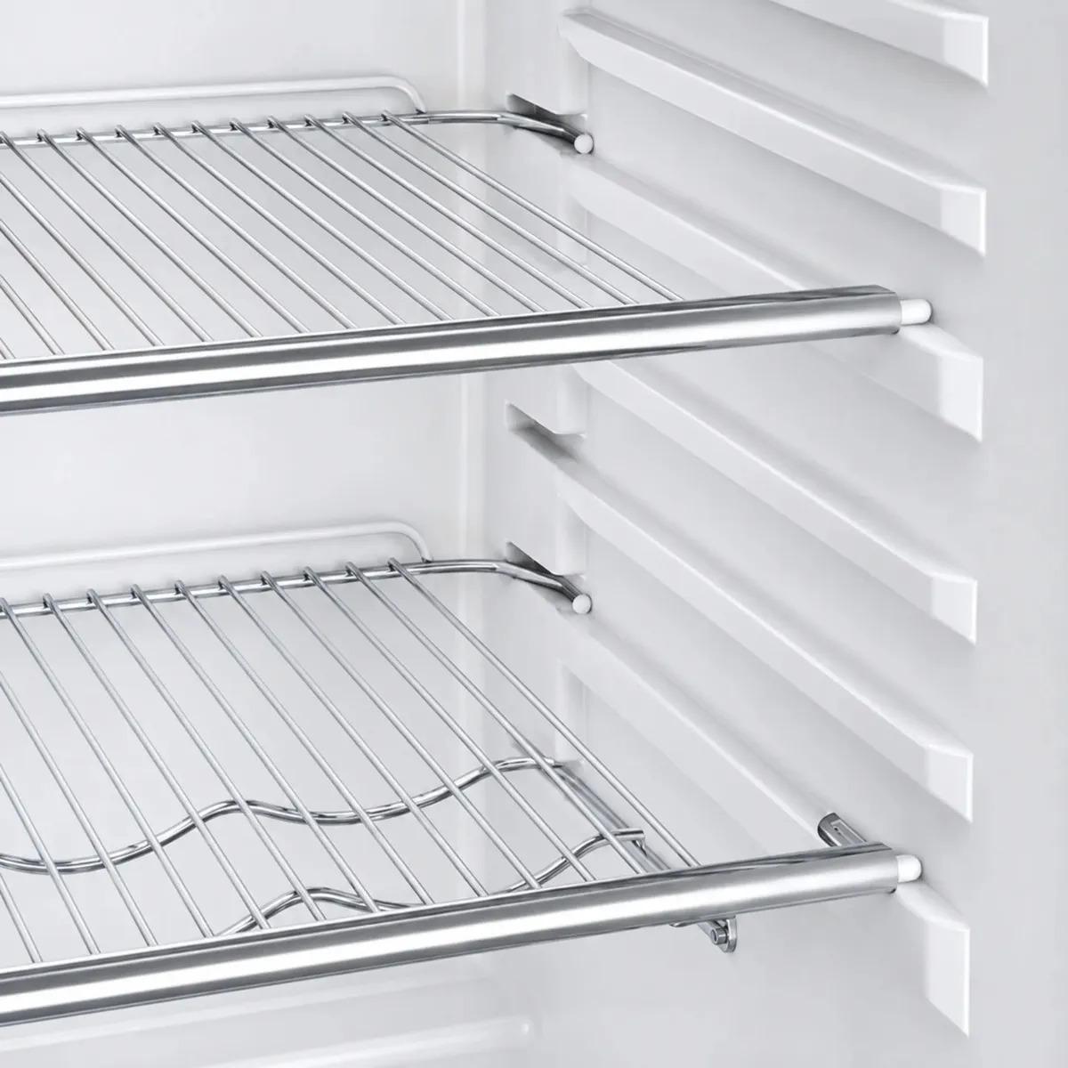 Heladera Con Freezer Bambi 2f1800 Color Plateado